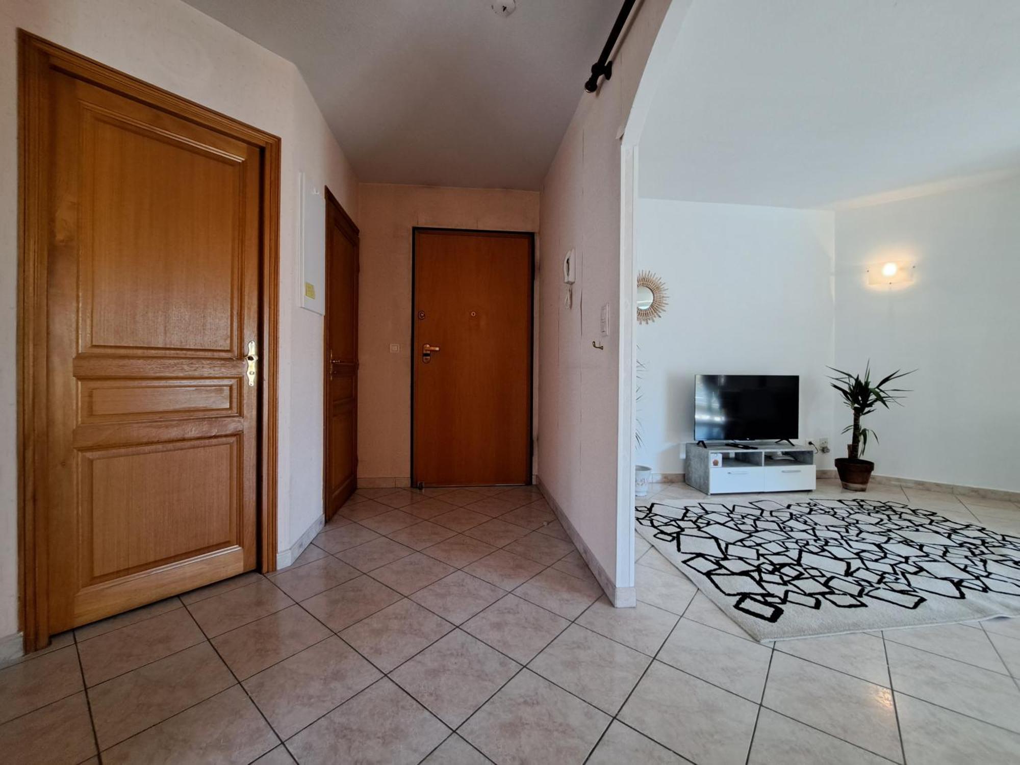 Grand T2 Proche Centre Ville, Vue Mer Et Montagne Bastia  Exterior photo